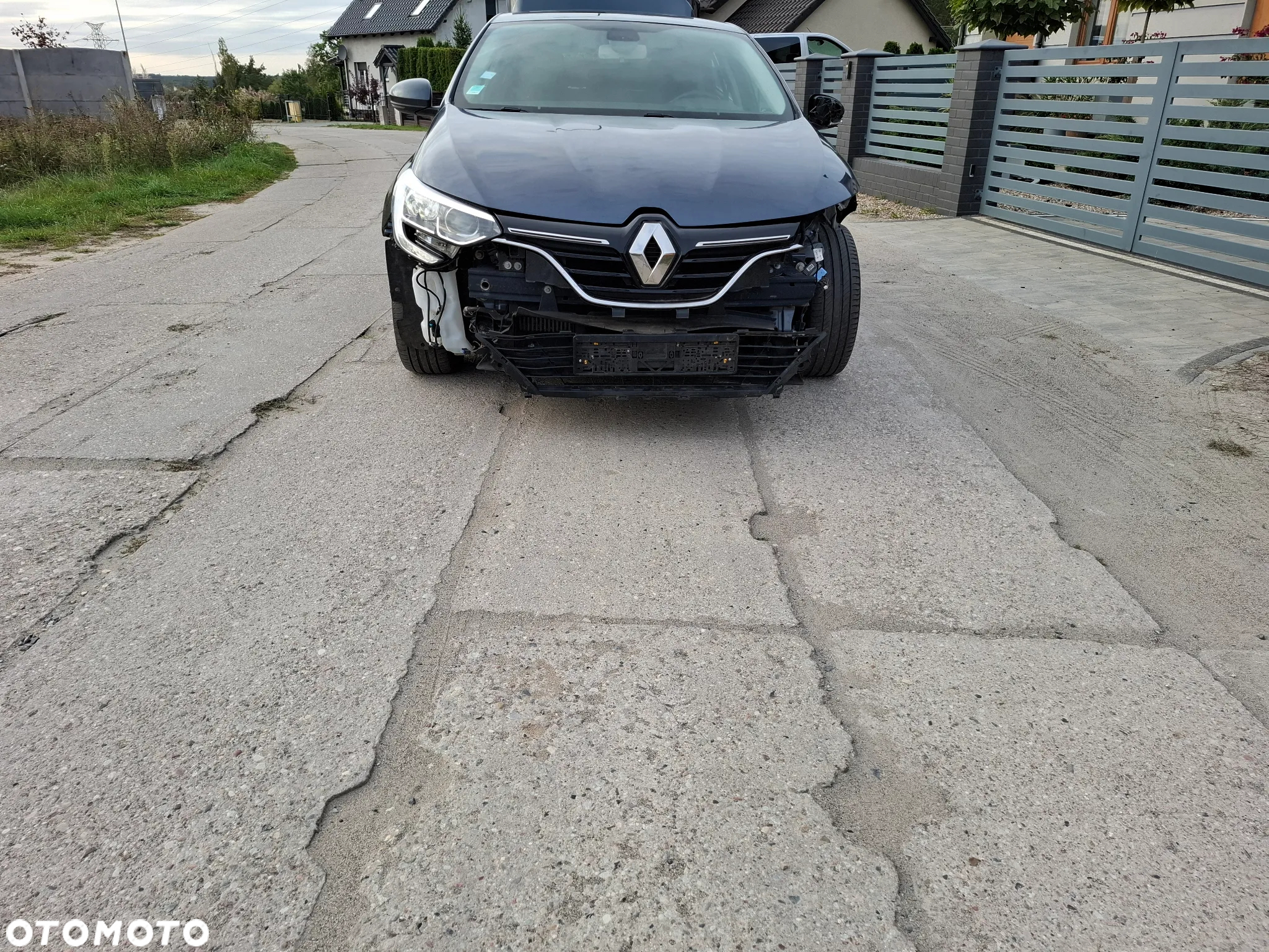 Renault Megane ENERGY dCi 110 EDC INTENS - 16