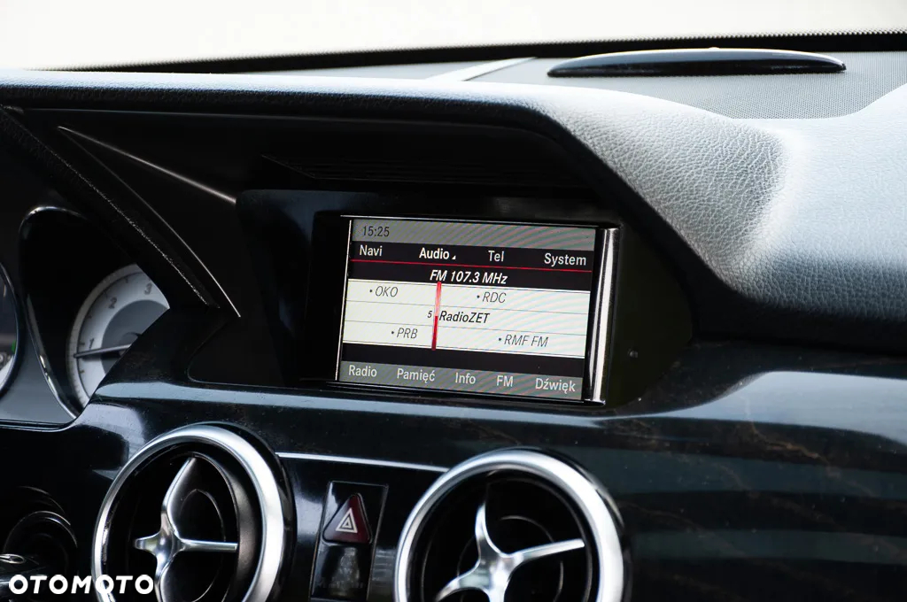 Mercedes-Benz GLK 220 CDI 4Matic (BlueEFFICIENCY) 7G-TRONIC - 32