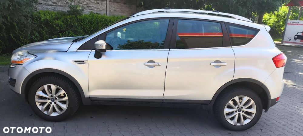 Ford Kuga 2.0 TDCi 4x4 Titanium - 3