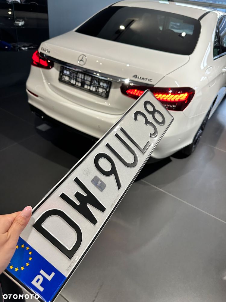 Mercedes-Benz Klasa E 220 d mHEV 4-Matic AMG 9G-Tronic - 2
