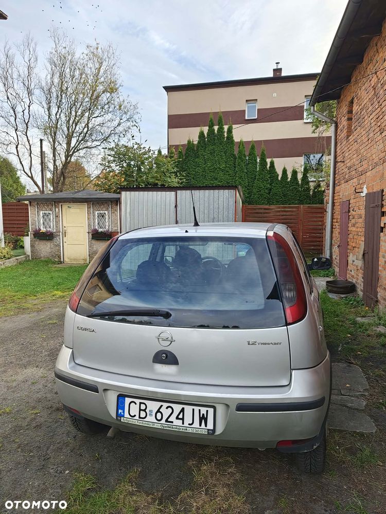 Opel Corsa - 4