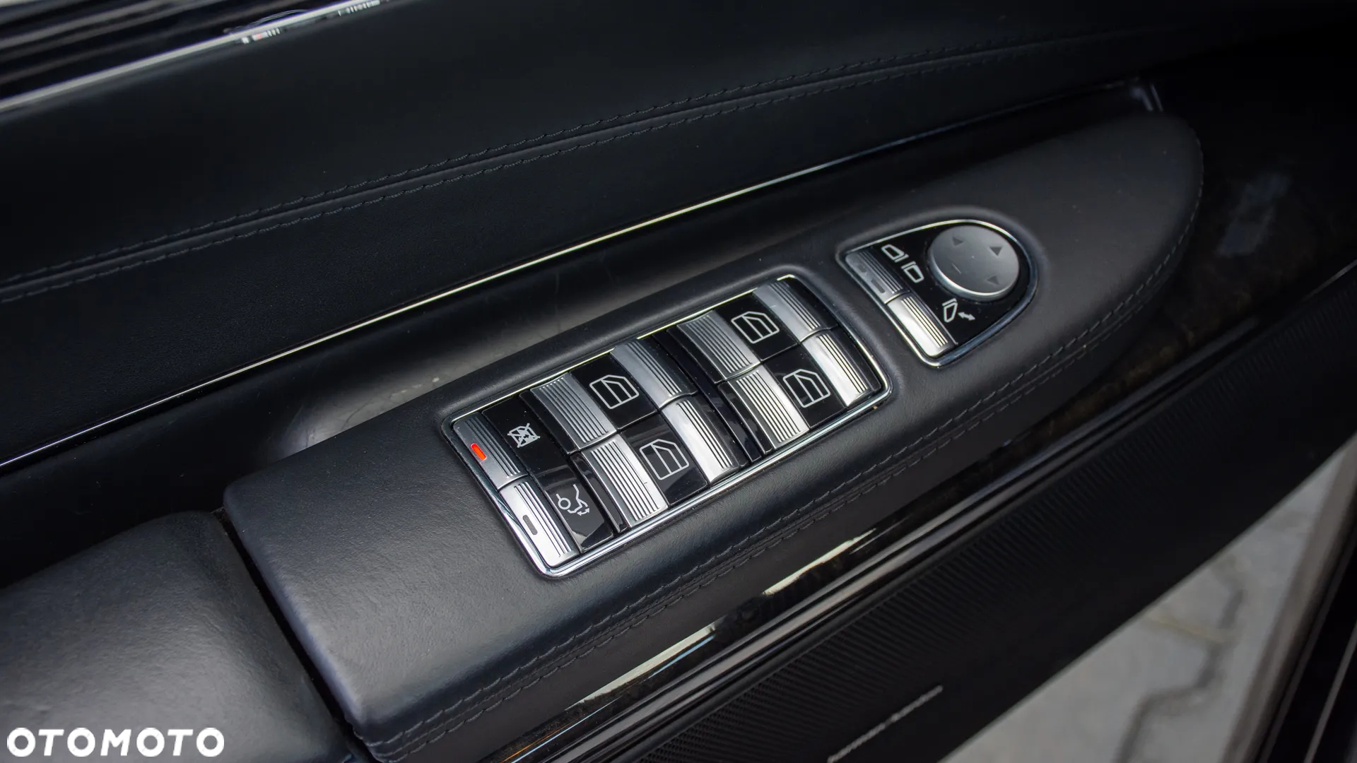 Mercedes-Benz CL 63 AMG 7G-TRONIC - 29