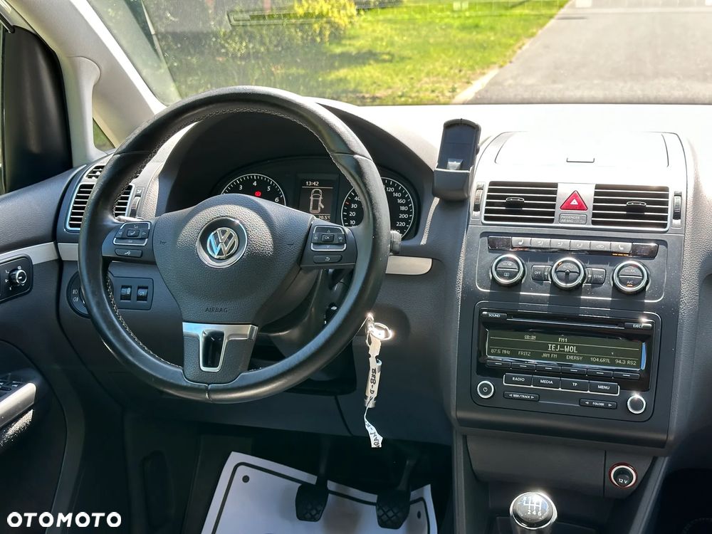 Volkswagen Touran 1.4 TSI Cup - 26