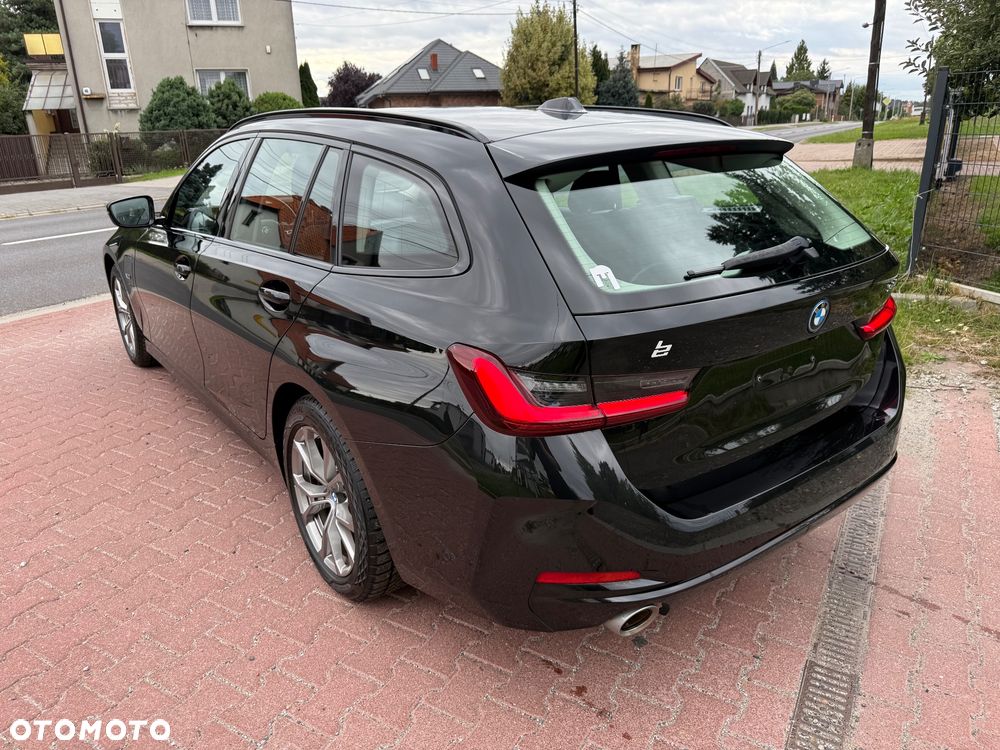 BMW Seria 3 320e PHEV sport - 7