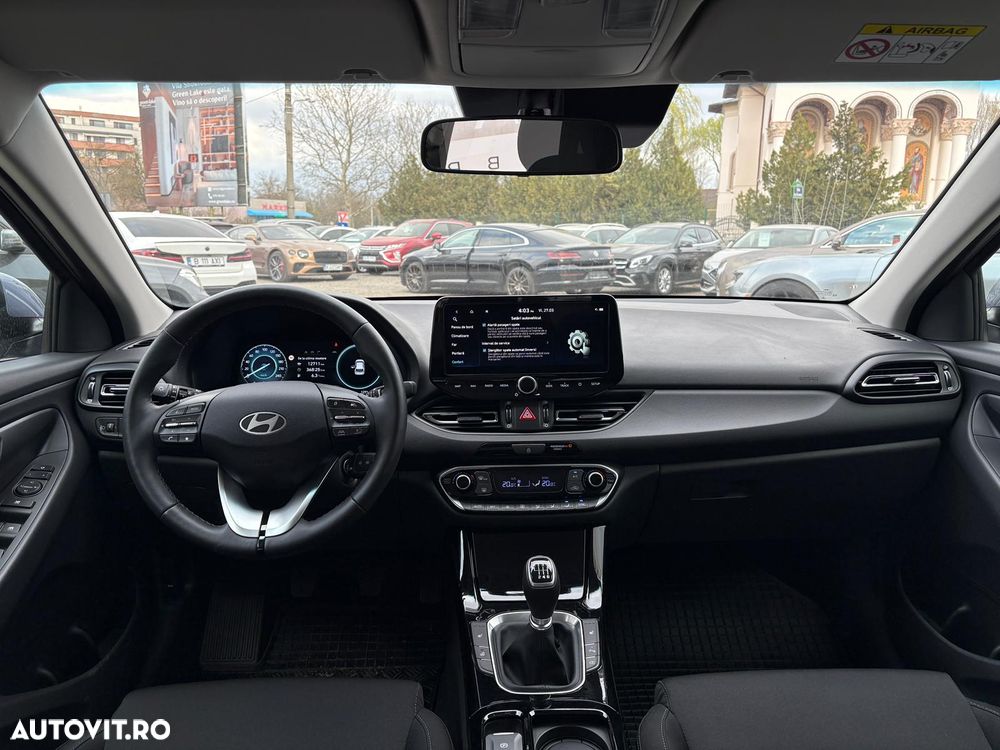 Hyundai i30 1.5 96CP M/T Comfort - 18