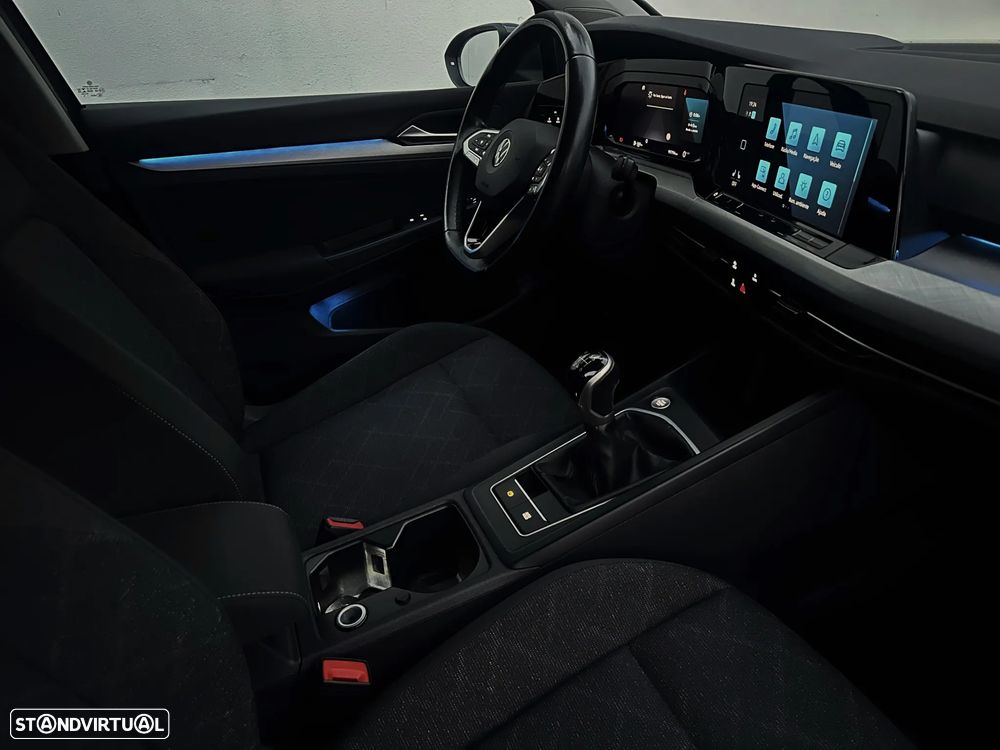 VW Golf Variant 2.0 TDi Conceptline - 11