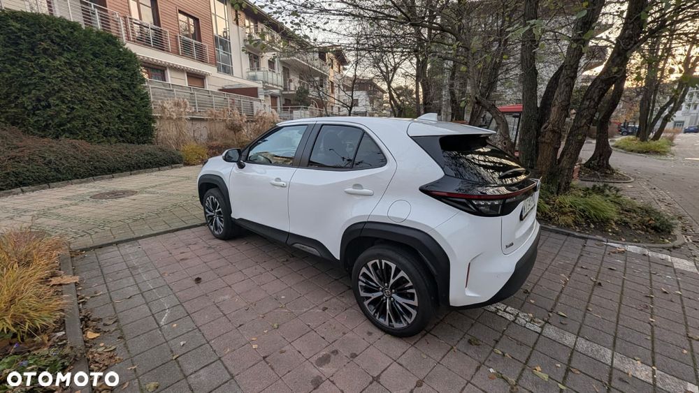 Toyota Yaris Cross Hybrid 1.5 Executive - 4