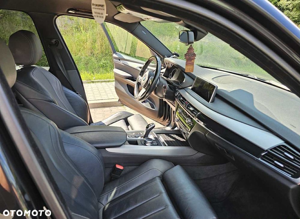 BMW X5 xDrive25d - 11
