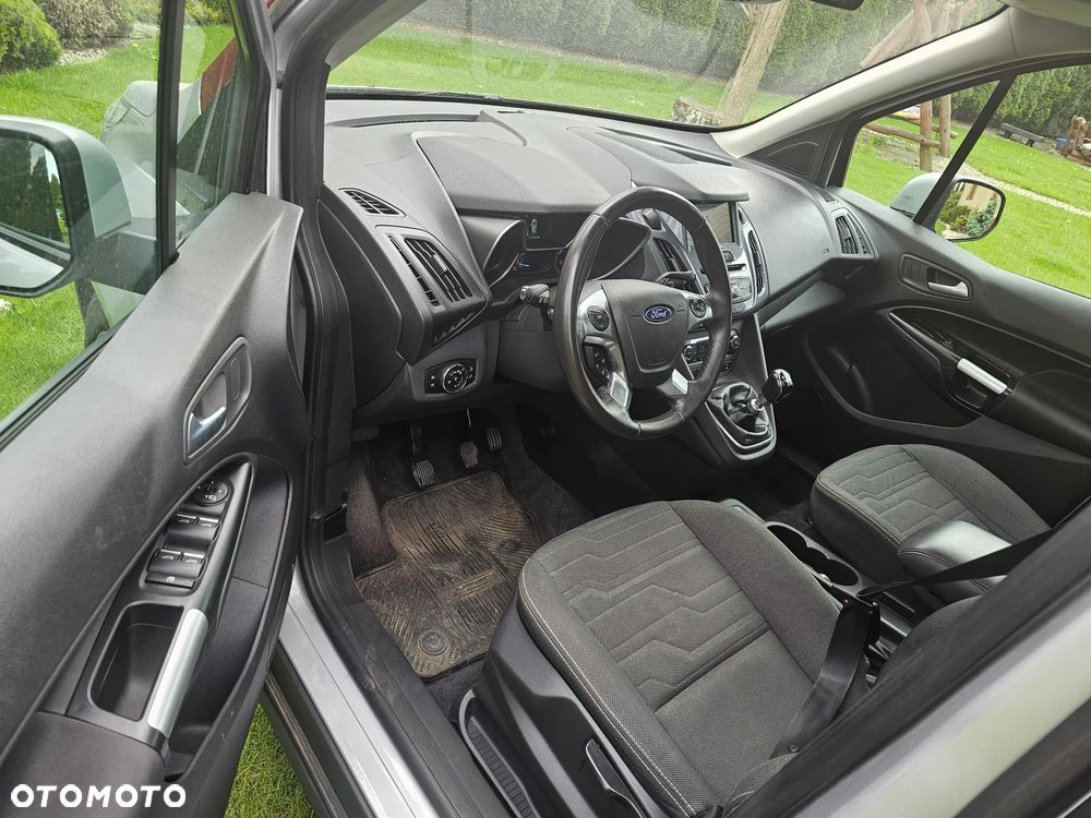 Ford Tourneo Connect Grand - 7