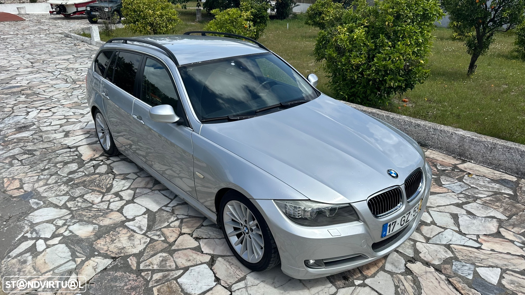 BMW 318 d Touring Auto - 9