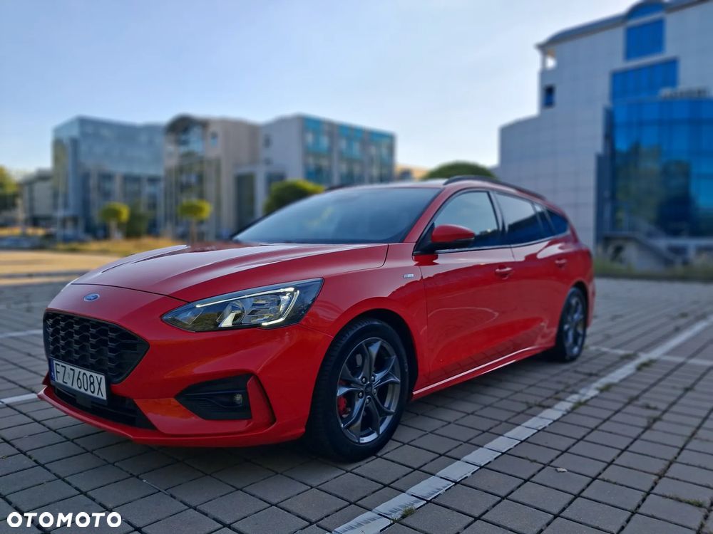 Ford Focus 1.0 EcoBoost Hybrid ST-LINE DESIGN - 1