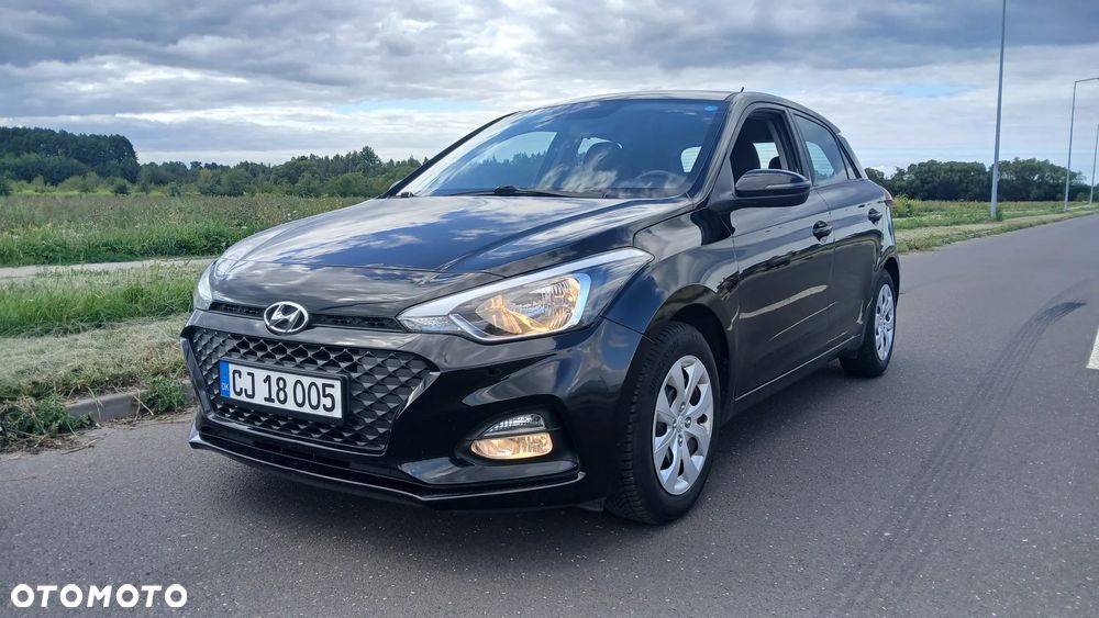 Hyundai i20 blue 1.2 Trend - 26