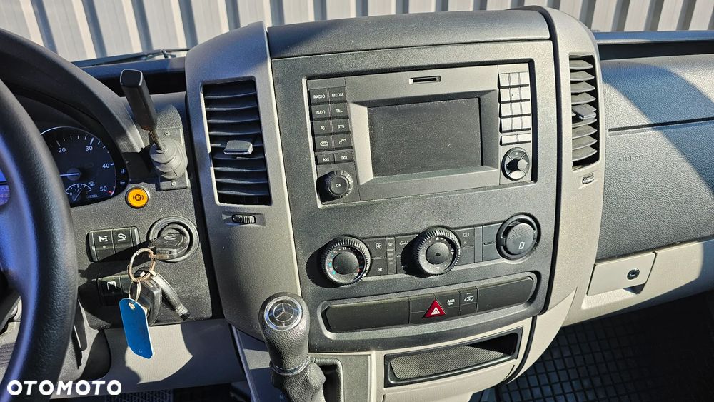 Mercedes-Benz Sprinter 519  4x4 - 17