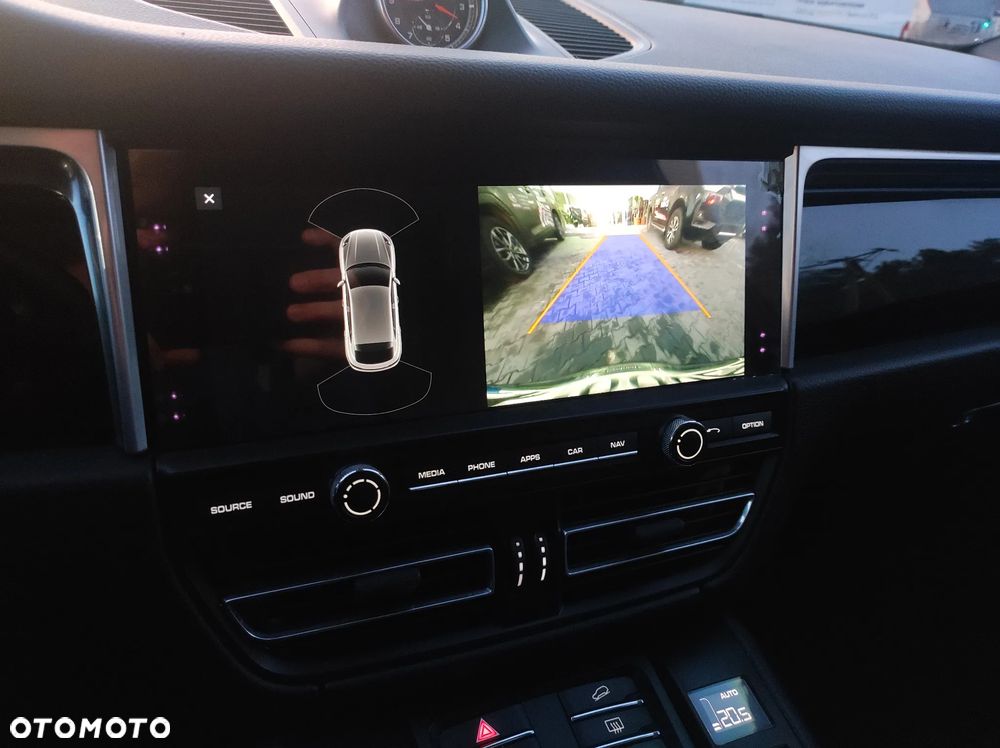 Porsche Macan T PDK - 31