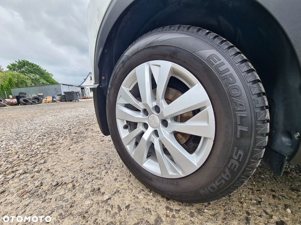 Peugeot 3008 1.5 BlueHDi Active S&S - 37
