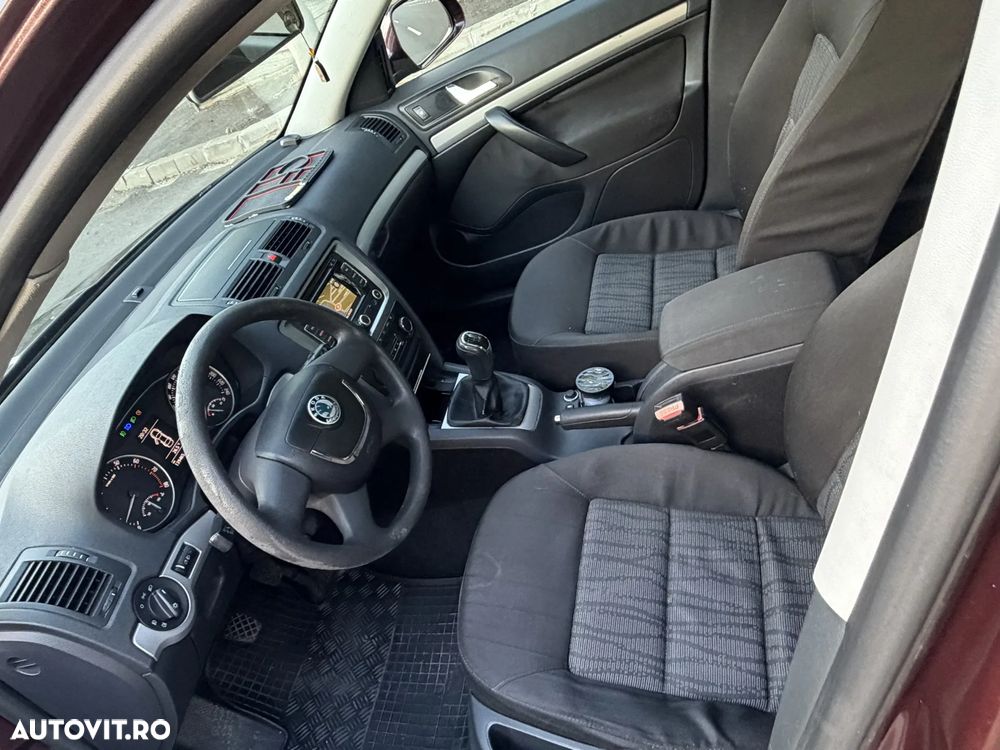 Skoda Octavia 1.2 TSI Ambiente - 7