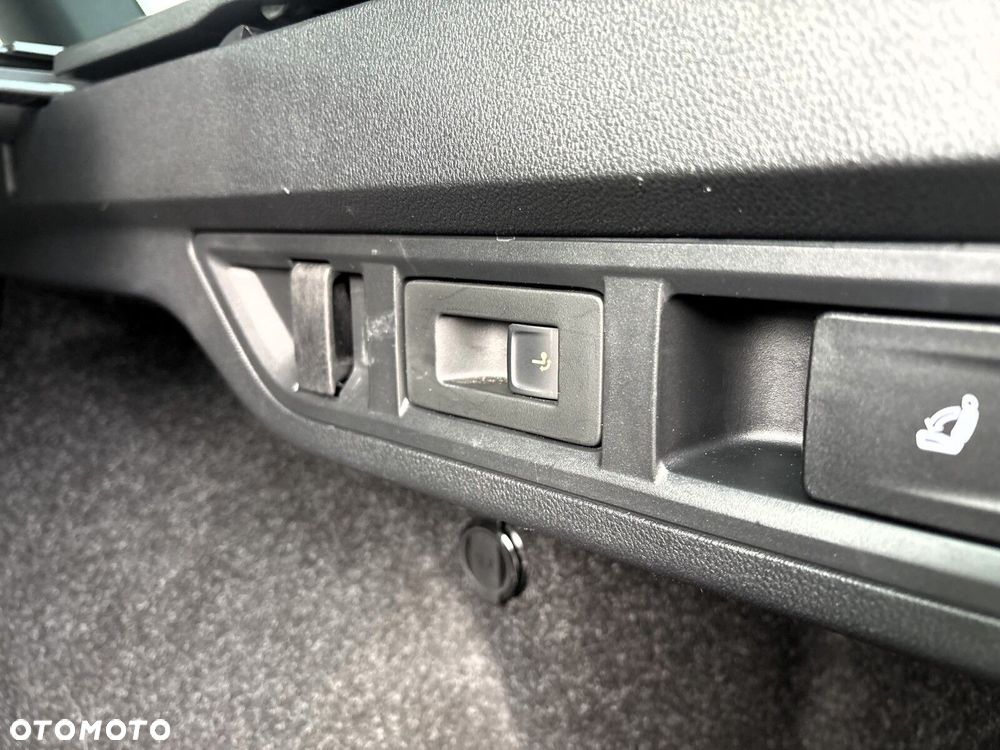Skoda Octavia 2.0 TSI RS DSG - 36