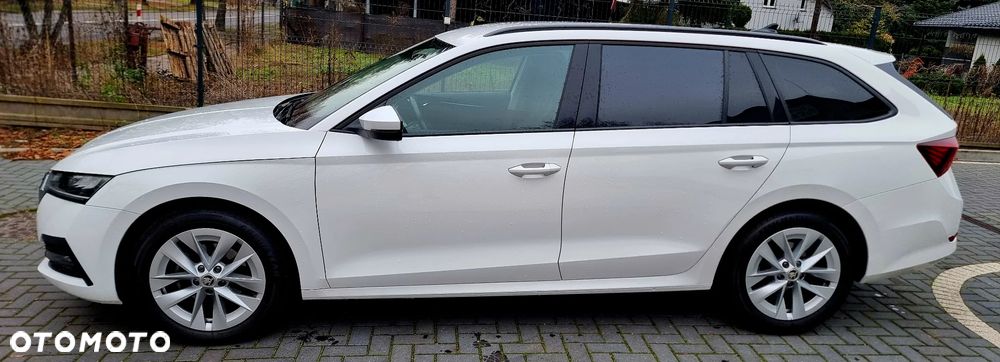 Skoda Octavia 2.0 TDI Style DSG - 4