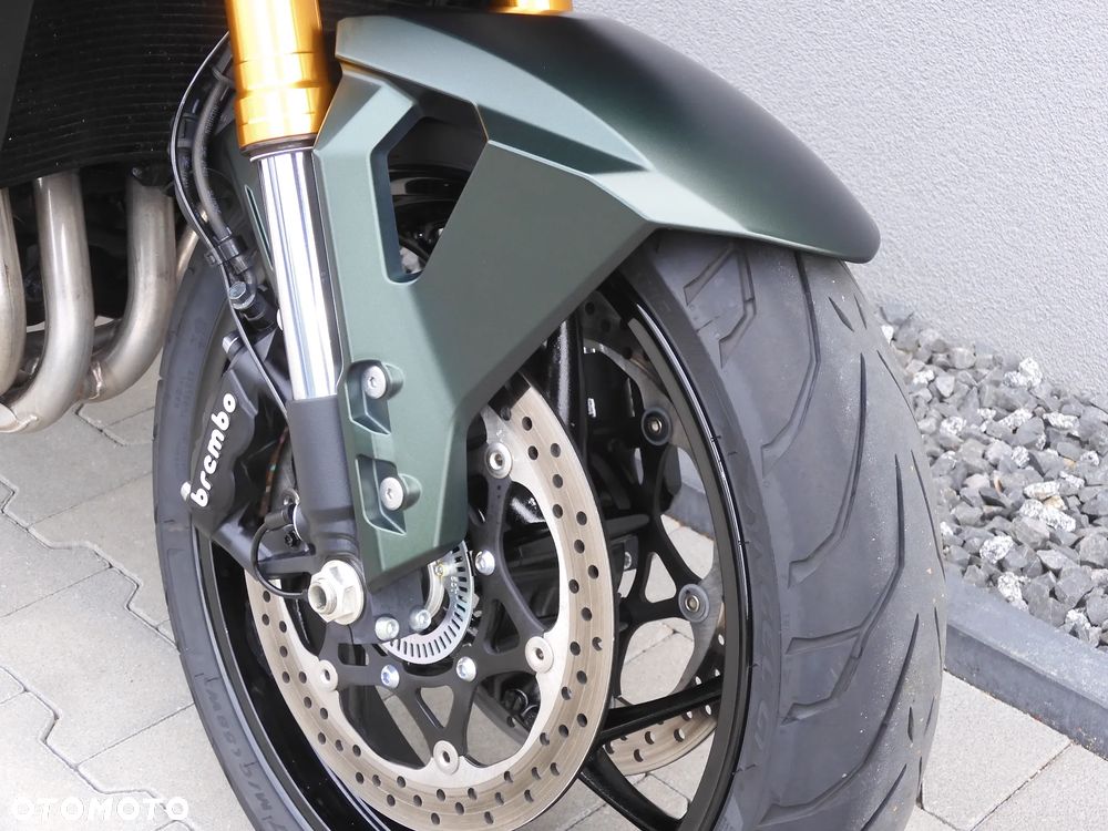 Suzuki GSX - 7