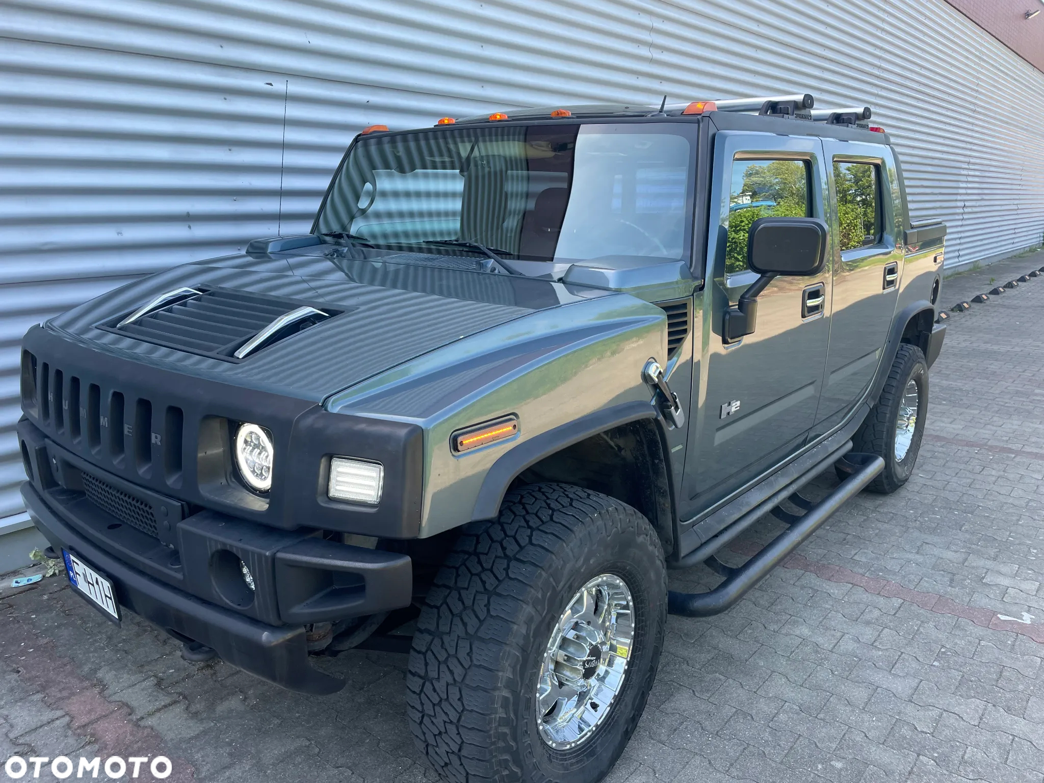 Hummer H2 6.0 V8 - 3