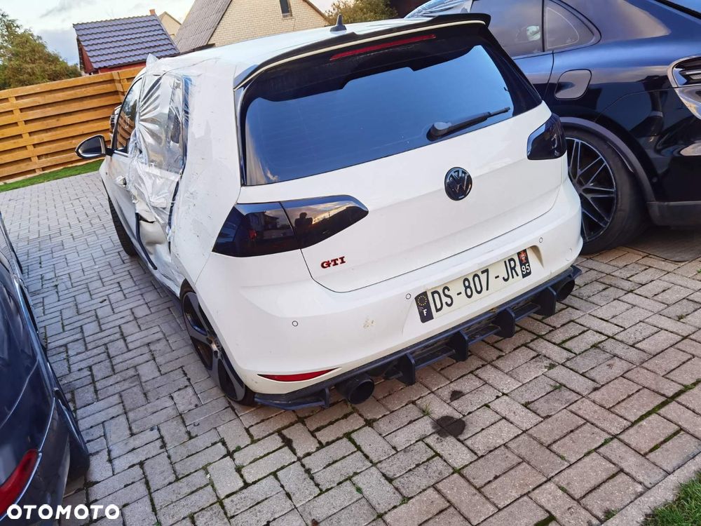 Volkswagen Golf GTI Performance BlueMotion Technology DSG - 7