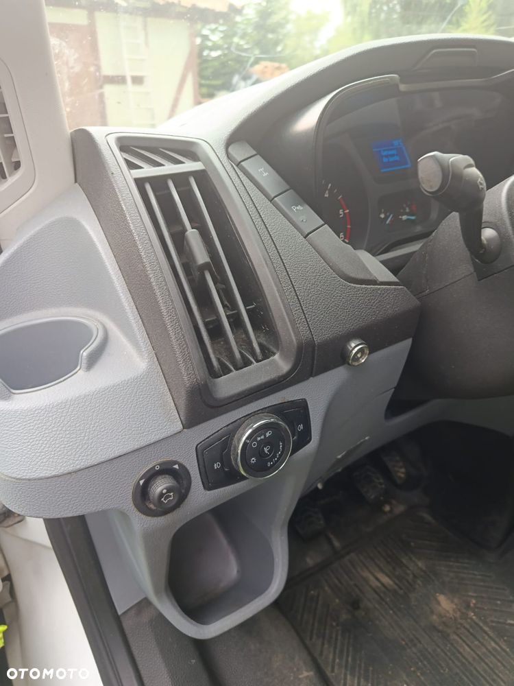 Ford Transit - 14