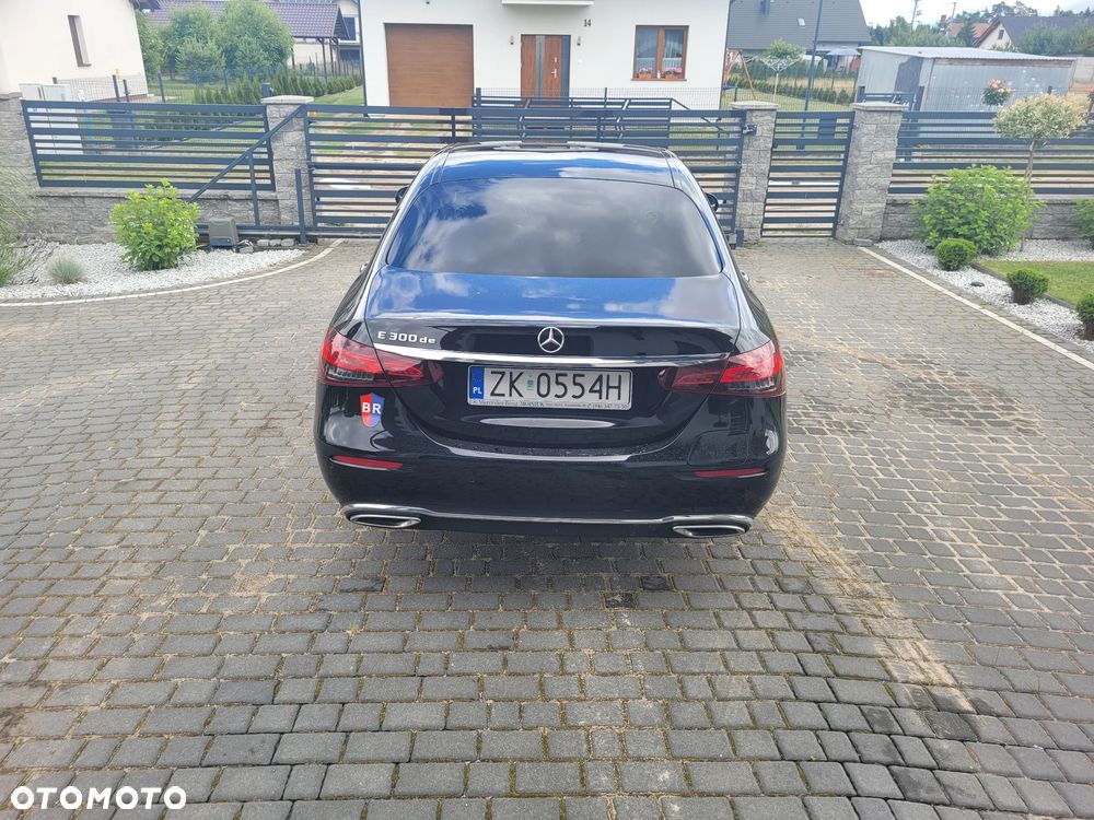 Mercedes-Benz Klasa E 300 de Business Edition - 3