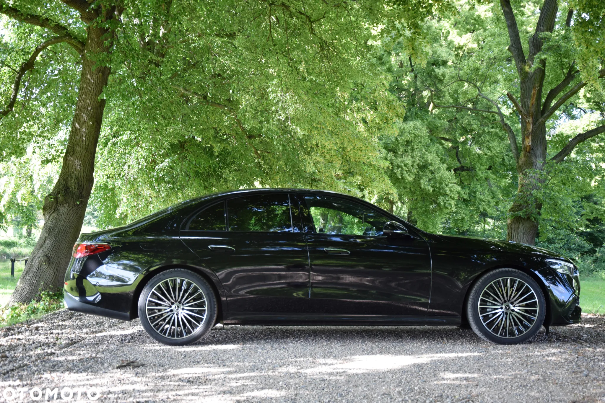Mercedes-Benz Klasa E 220 d 4-Matic AMG/Avantgarde - 9