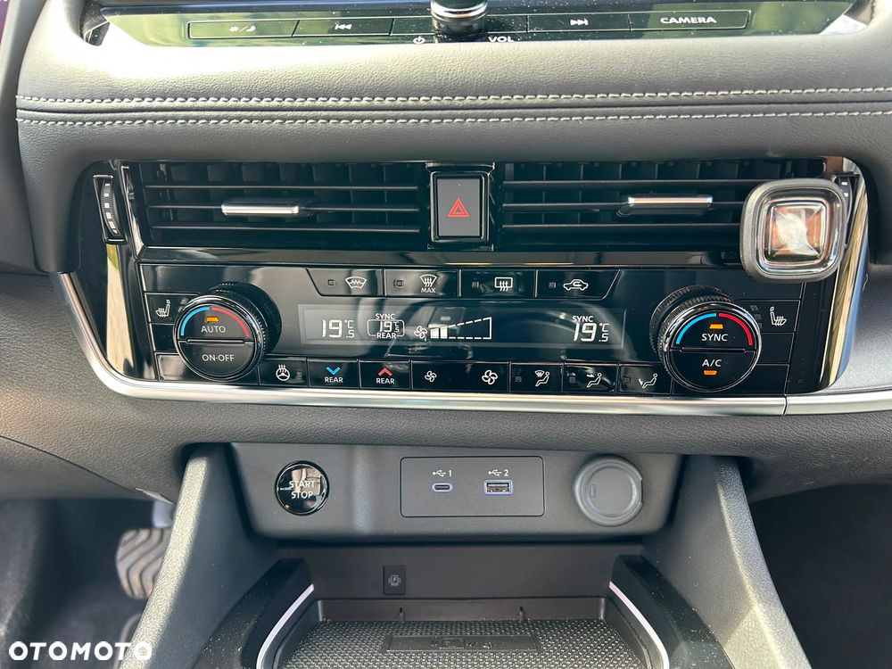 Nissan X-Trail 1.5 VC-T e-POWER N-Connecta e-4ORCE 7os - 14