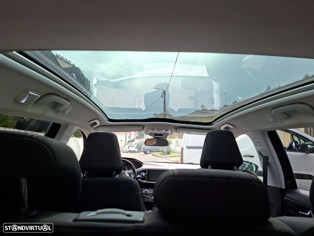Peugeot 308 SW - 10