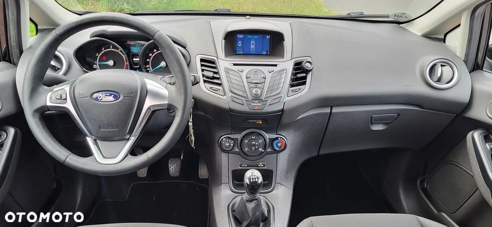 Ford Fiesta 1.0 EcoBoost S&S TREND - 23
