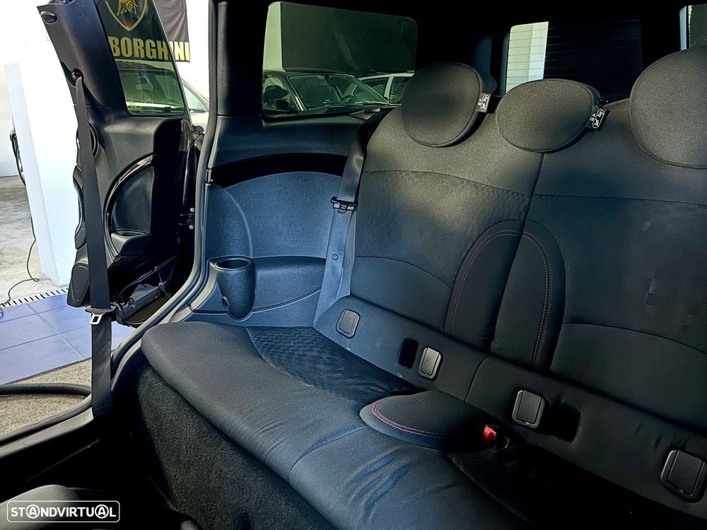 MINI Clubman John Cooper Works - 17