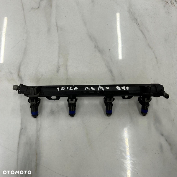 Listwa wtryskowa Seat Ibiza III 1.4 036133320