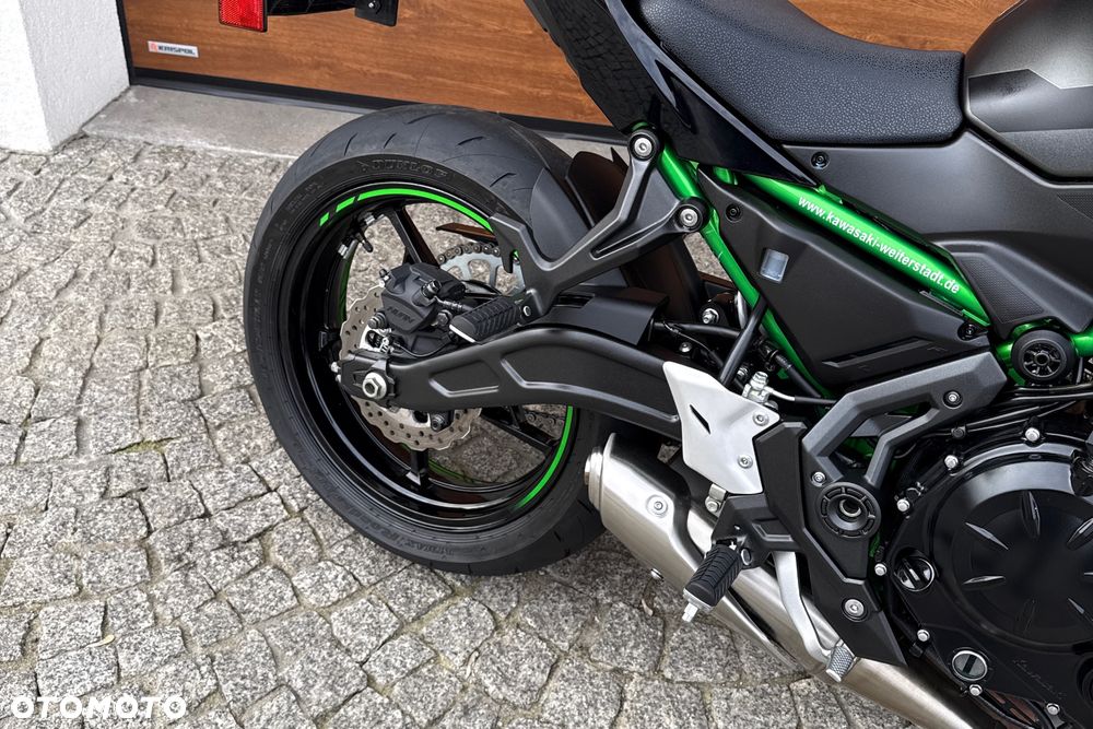 Kawasaki Z 650 - 10
