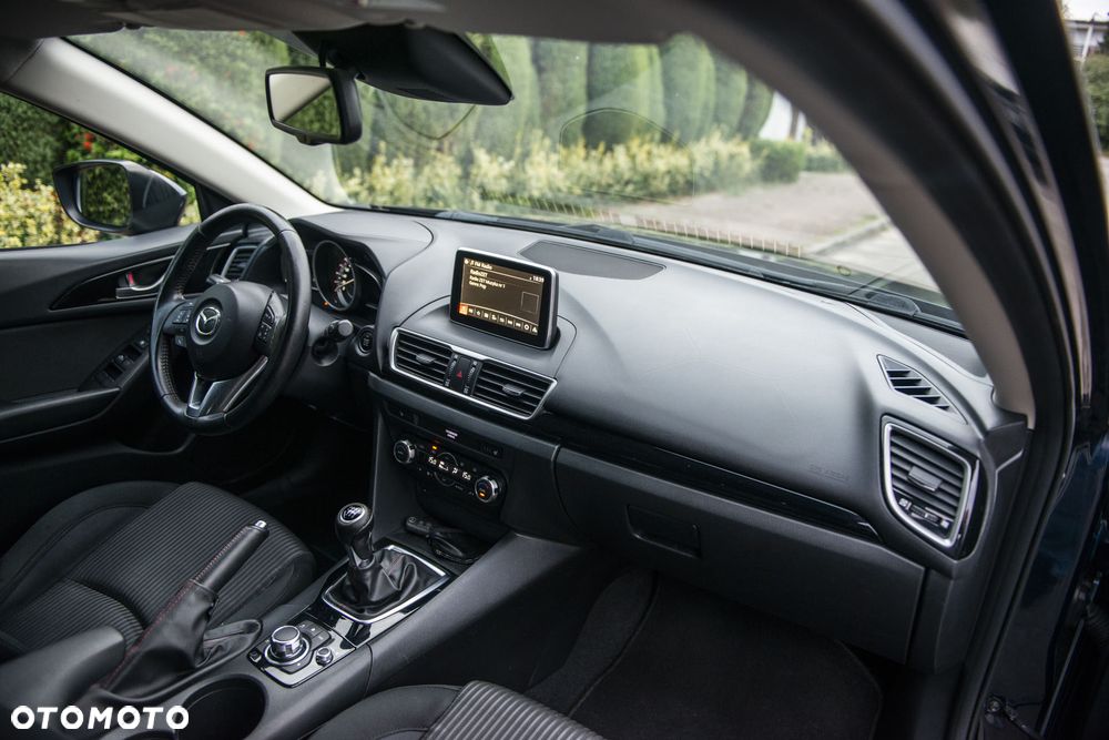 Mazda 3 SKYACTIV-G 120 NAKAMA - 37