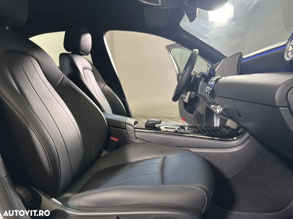 Mercedes-Benz A 250 - 12