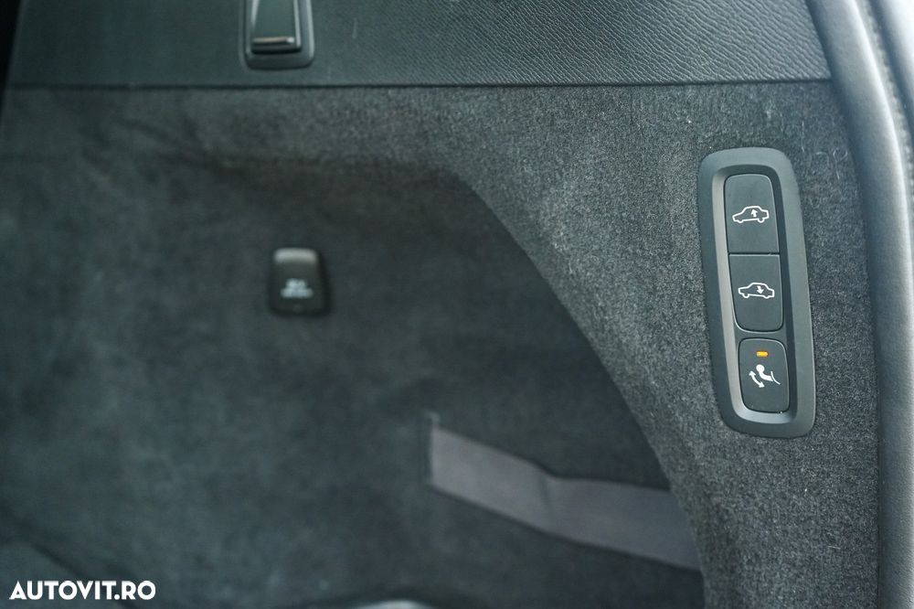 Volvo XC 90 D5 AWD Geartonic First Edition - 15