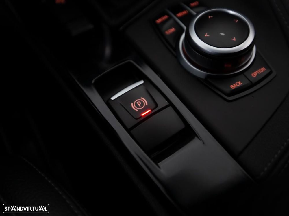 BMW X1 18 d sDrive xLine Auto - 19