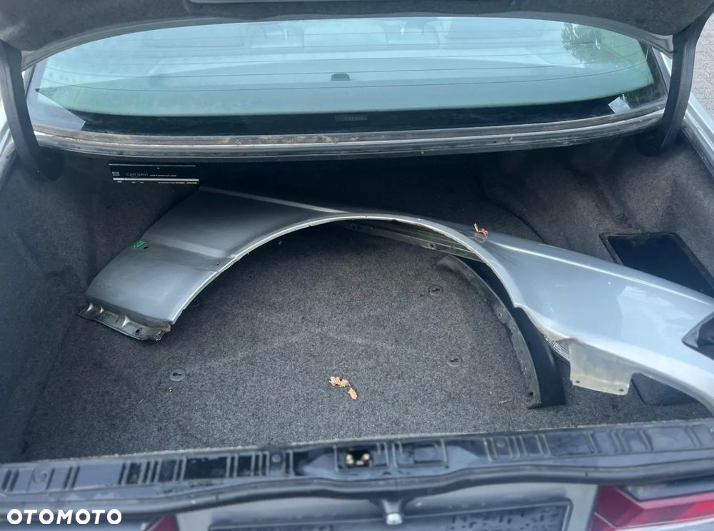 BMW Seria 7 740i V8 - 23