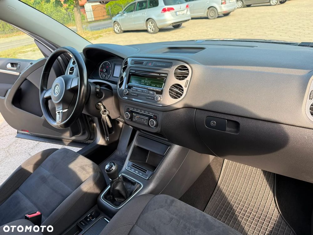 Volkswagen Tiguan 2.0 TDI DPF BlueMotion Technology Life - 8
