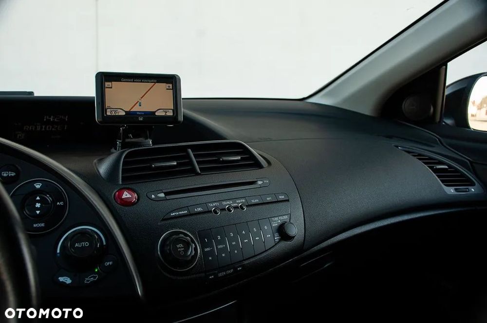 Honda Civic 1.4 Sport - 26