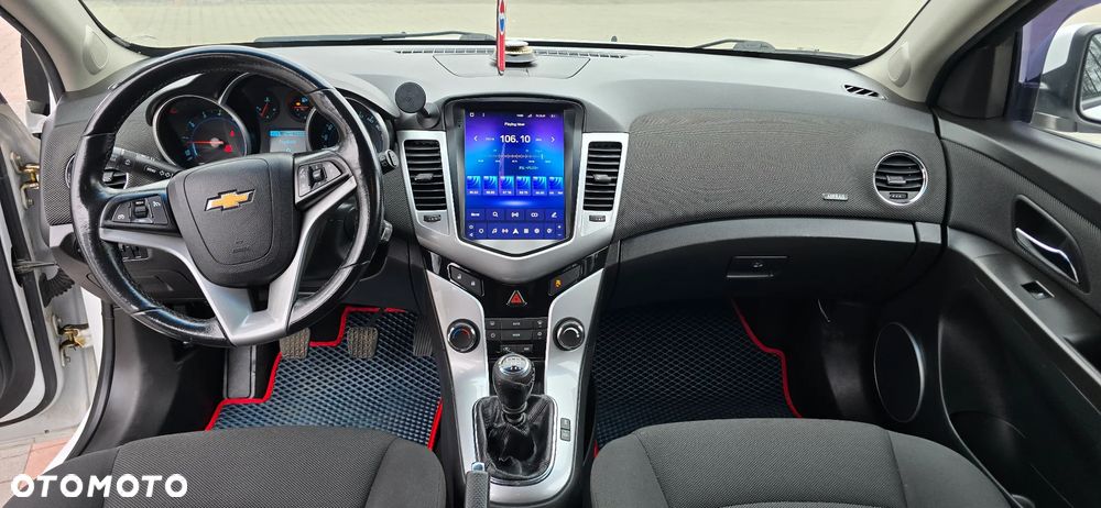 Chevrolet Cruze 1.4T LTZ+ - 11
