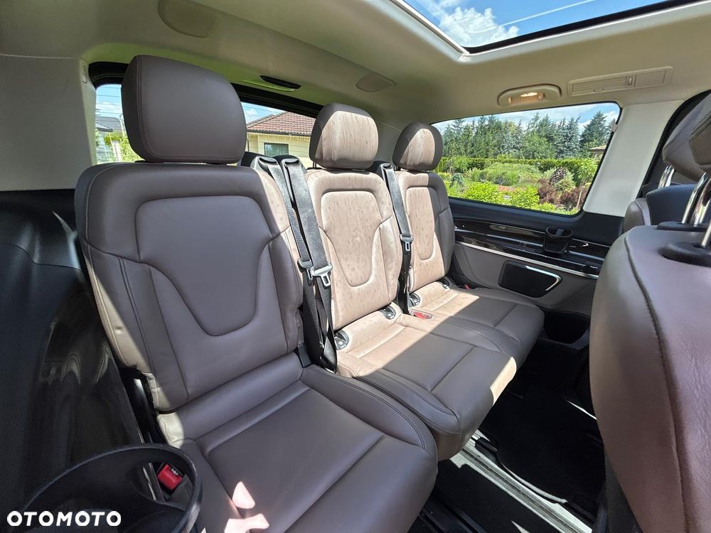 Mercedes-Benz Klasa V 300 d 4-Matic Avantgarde 9G-Tronic (d³ugi) - 29