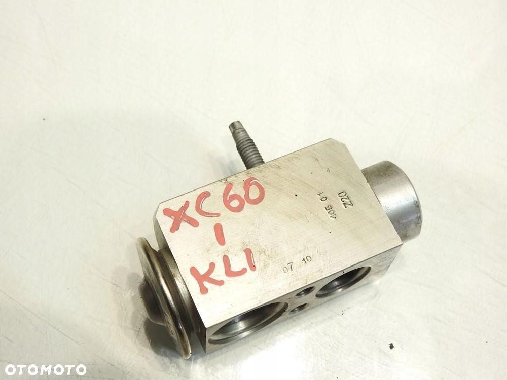 ZAWÓR ROZPRĘŻNY KLIMATYZACJI VOLVO XC60 I 2.4 D5 326508 7010973 - 2