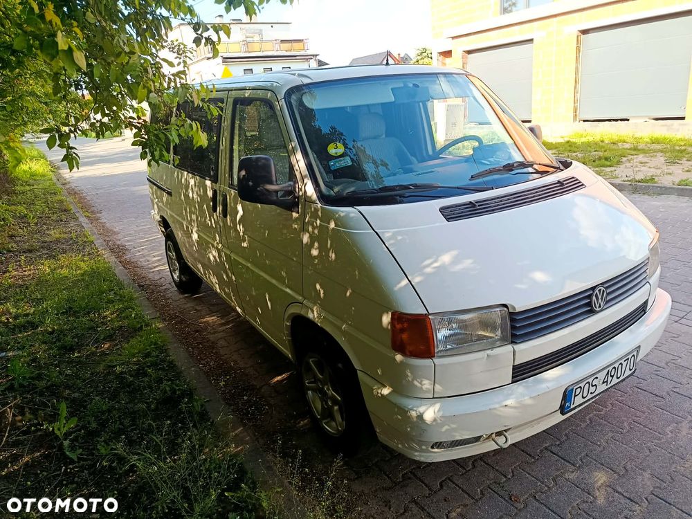 Volkswagen Multivan Standard - 16