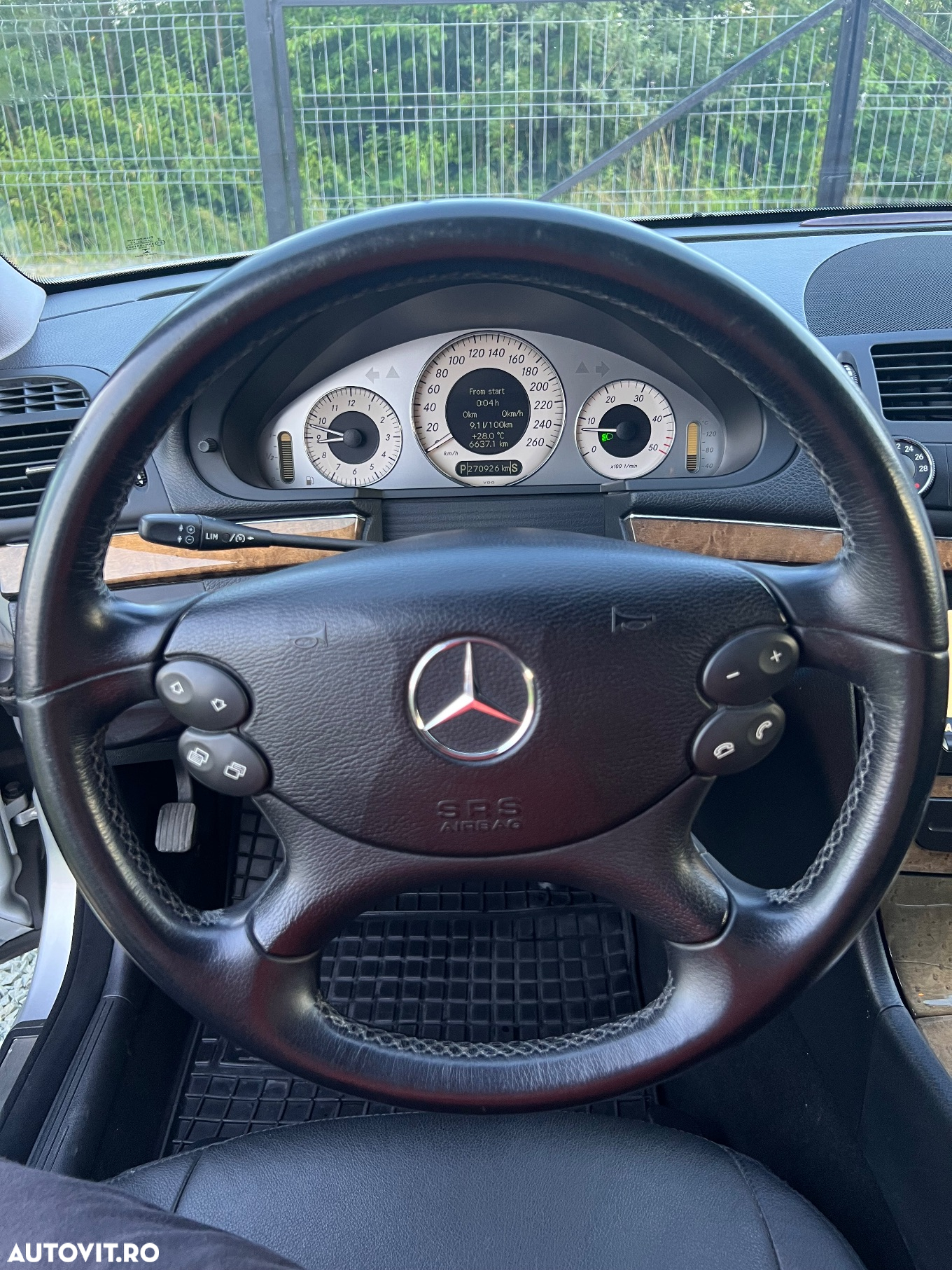 Mercedes-Benz E 320 CDI Avantgarde DPF Sport Edition - 16