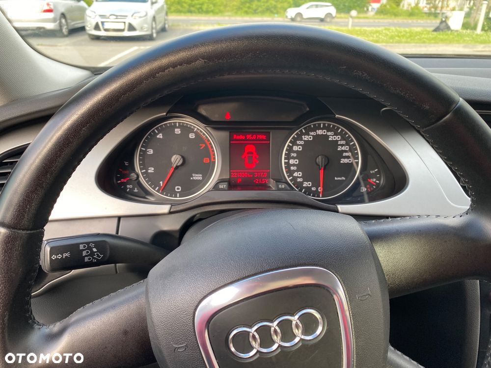 Audi A4 Avant - 16