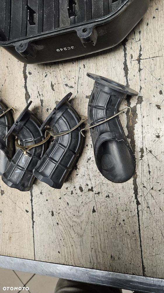 Airbox obudowa filtra Honda ST1300 Pan European - 6