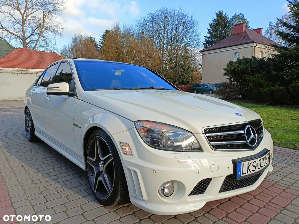 Mercedes-Benz Klasa C 63 AMG 7G-TRONIC SPORT EDITION - 15