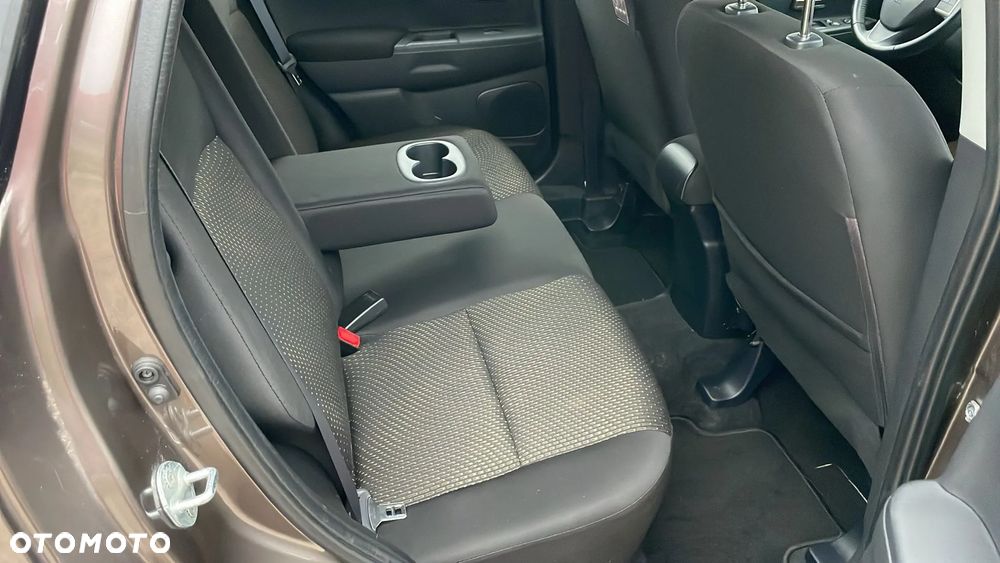 Mitsubishi ASX - 13